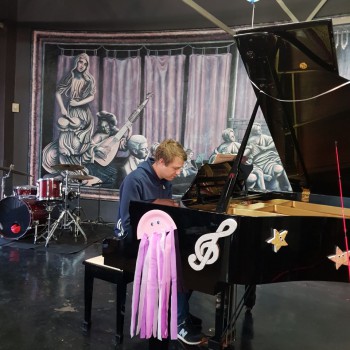 UnderSea_WhatsApp Image 2018-05-07 at 11.04.03(1)